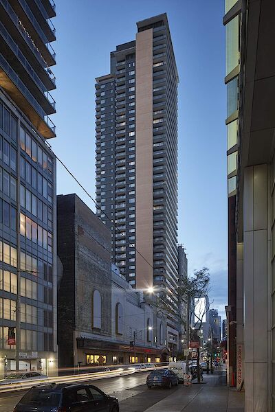 Toronto bachelor bedrooms Apartment for rent. Property photo: 569606-2