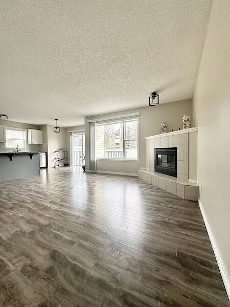 Calgary 3 bedrooms House for rent. Property photo: 570128-3