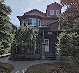Large, Bright 3 Bedroom Condo in beautiful Parkdale