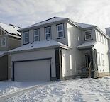 4 bedroom beautiful and bright house