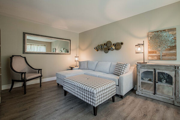 Amherstview 2 bedrooms Apartment for rent. Property photo: 570374-3