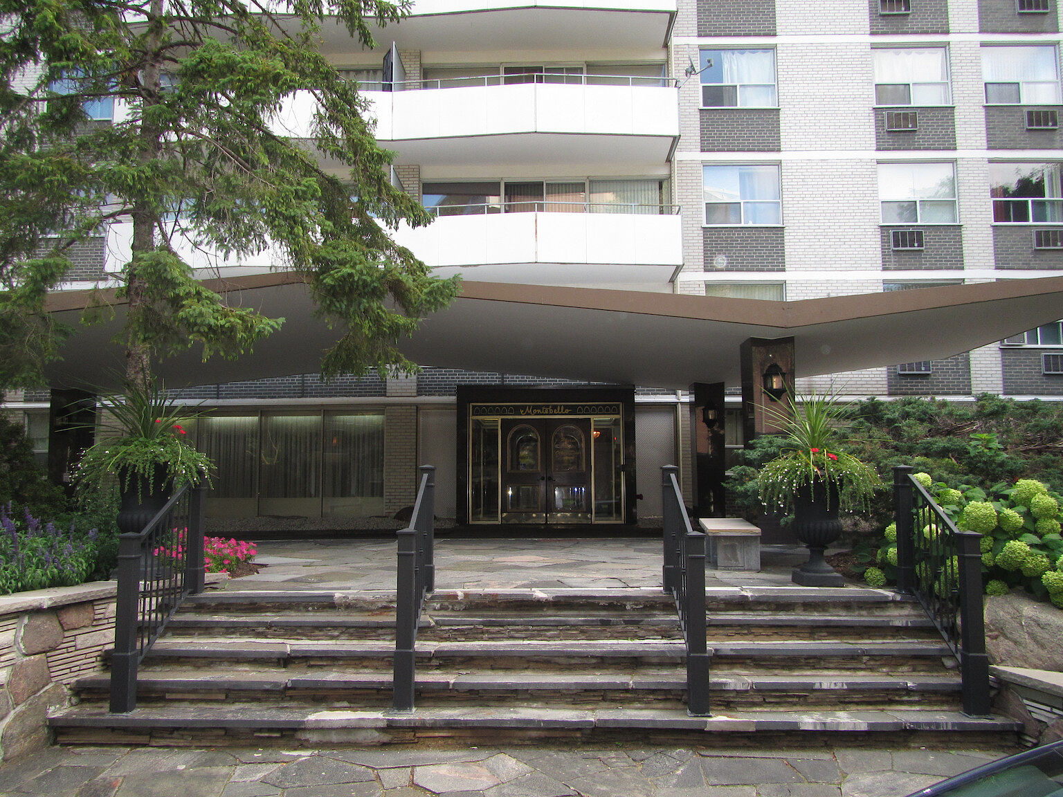 Toronto 1 bedrooms Apartment for rent. Property photo: 570385-1