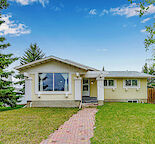 5 Bed/3 Bath Renovated House with Massive Back Yard in Woodlands!