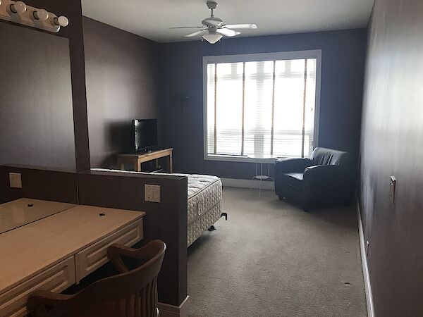 Calgary 3 bedrooms Room For Rent for rent. Property photo: 570594-3