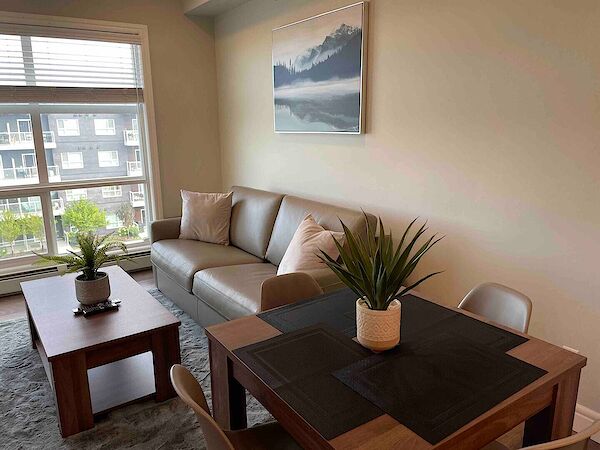 Calgary 1 + Den bedrooms Condo Unit for rent. Property photo: 570842-3