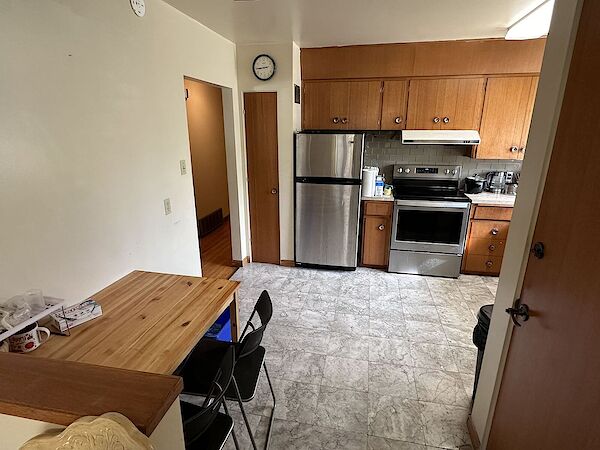 Calgary 3 bedrooms Main Floor for rent. Property photo: 570995-2
