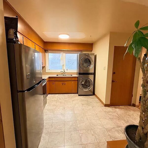 Calgary 3 bedrooms Main Floor for rent. Property photo: 570995-3