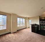 2 bed2 bath CORNER unit with 9 ft ceilings river view