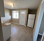 Walkout Basement 2Bed 1Bath Near C-Train Station - Separate Entrance