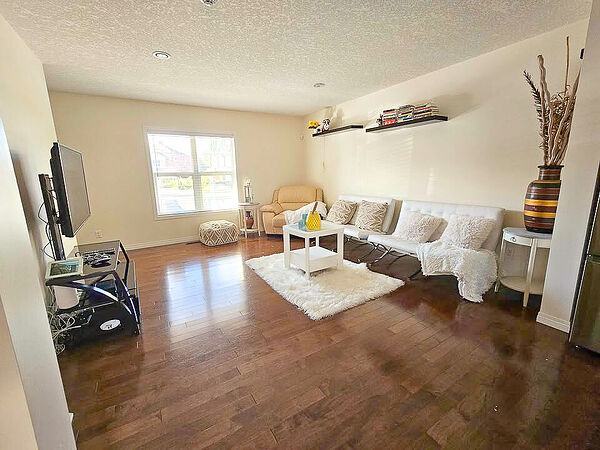 Calgary 1 bedroom Room For Rent for rent. Property photo: 571361-3