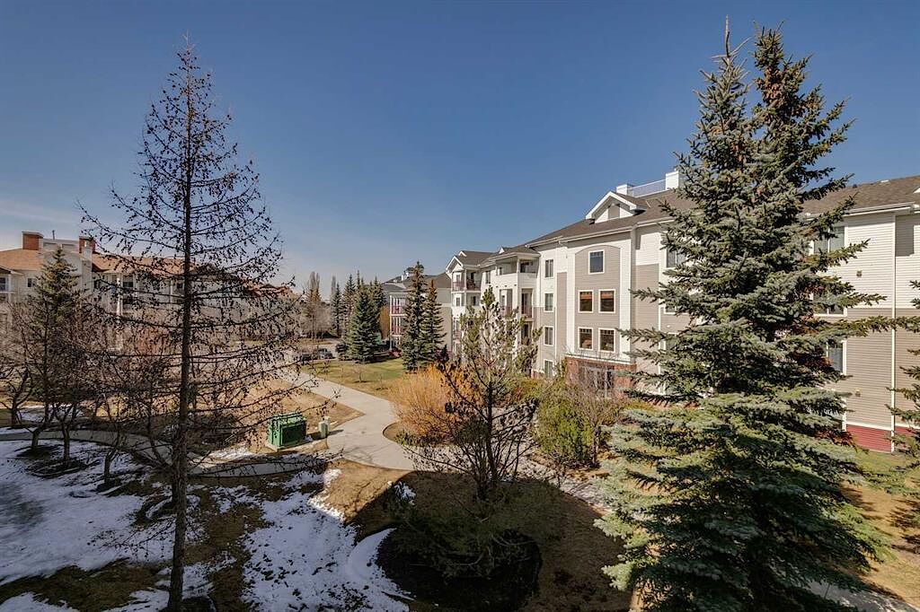 Calgary 2 bedrooms Condo Unit for rent. Property photo: 571638-1