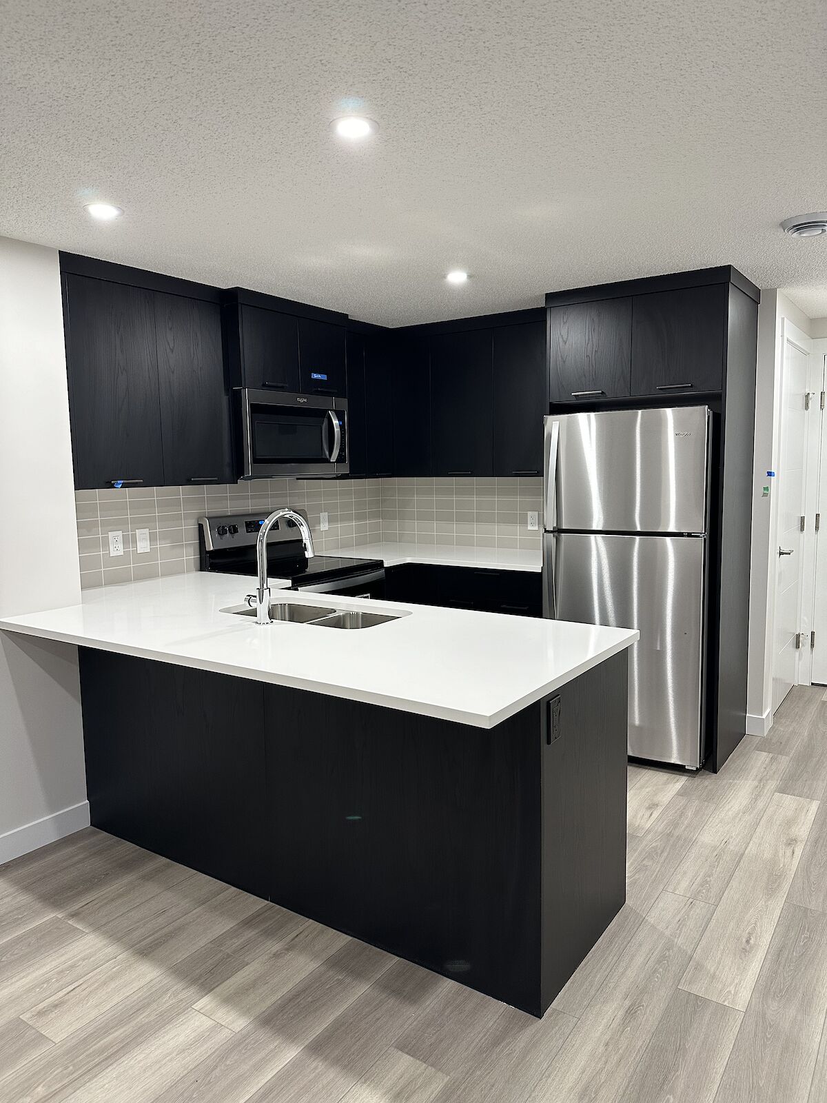 Calgary 1 bedroom Basement for rent. Property photo: 571866-1