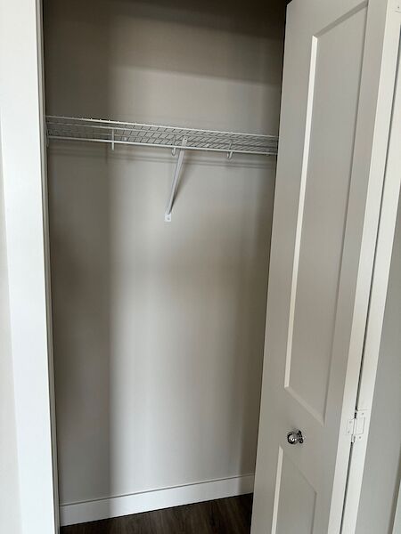 Calgary 2 bedrooms Condo Unit for rent. Property photo: 572575-3