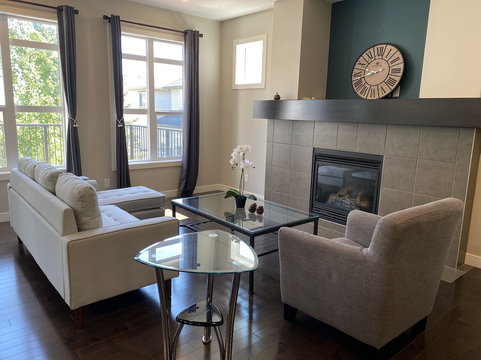 Calgary 4 + Den bedrooms House for rent. Property photo: 572749-1