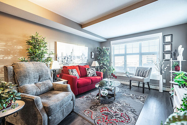 Calgary 1 + Den bedrooms Condo Unit for rent. Property photo: 573048-3