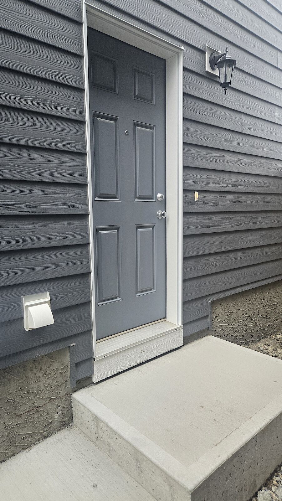 Calgary 2 bedrooms Basement for rent. Property photo: 573280-1