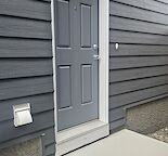 ONE MONTH FREE RENTAL - 2 BEDROOM LEGAL BASEMENT SUITE WITH SEPARATE ENTRYWAY