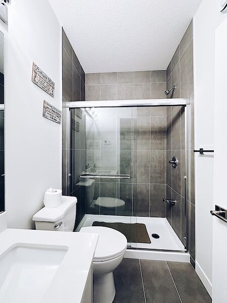 Calgary 1 bedroom Room For Rent for rent. Property photo: 573298-3