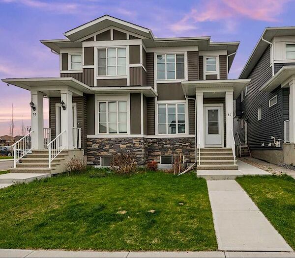 2 Huge Master Bedrooms Duplex in Cornerstone for Adults, Families and Students.