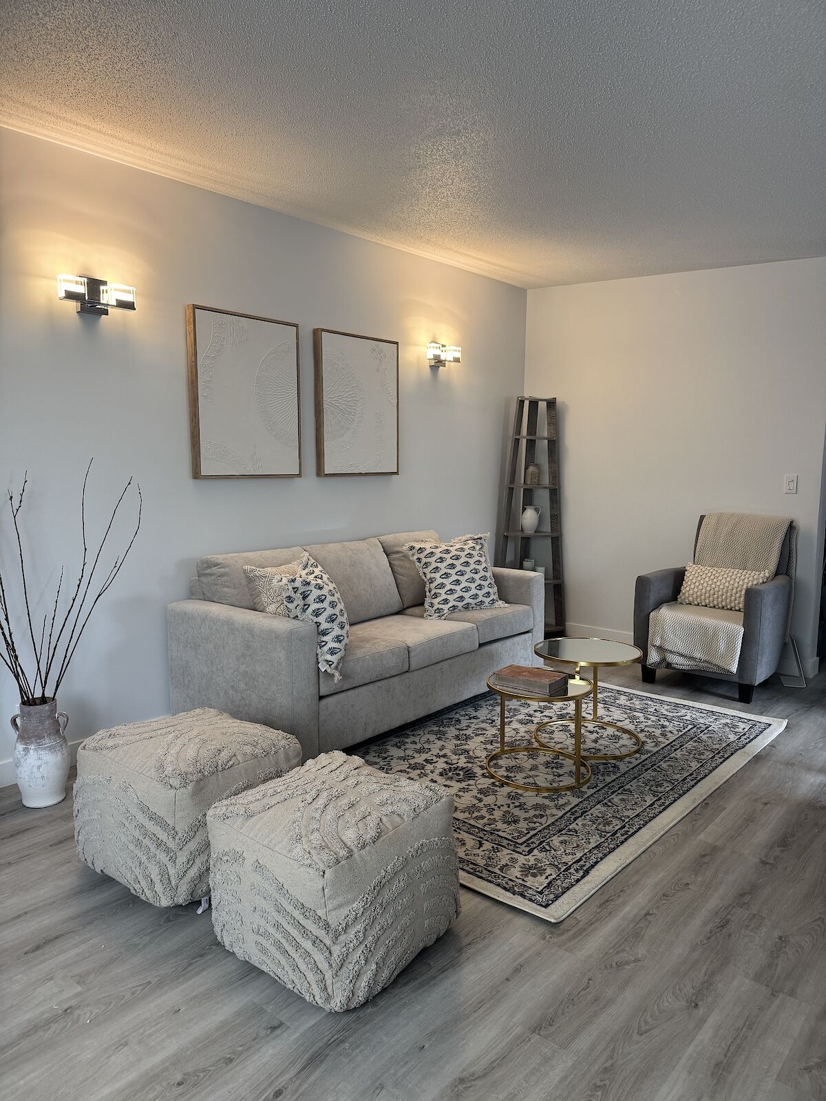 Calgary 2 bedrooms Main Floor for rent. Property photo: 573914-1