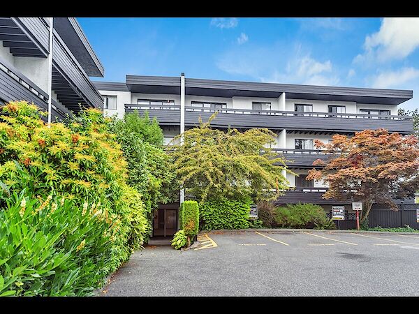 Victoria 1 bedroom Apartment for rent. Property photo: 574052-3
