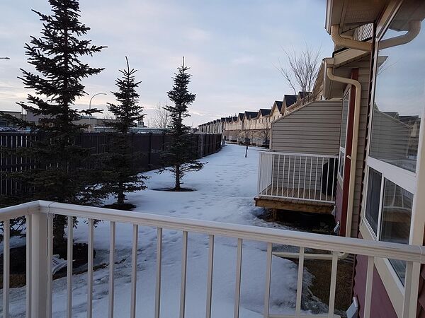 Calgary 3 bedrooms Townhouse for rent. Property photo: 574117-2