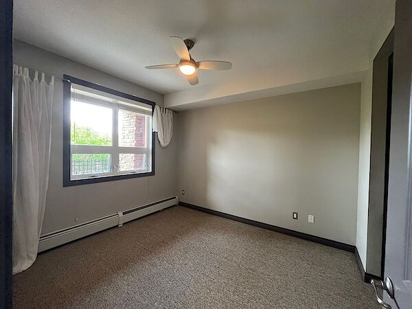 Calgary 1 bedroom Condo Unit for rent. Property photo: 574155-3