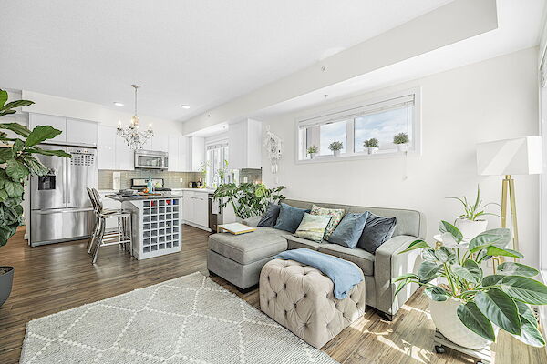 Calgary 1 bedroom Condo Unit for rent. Property photo: 574345-3