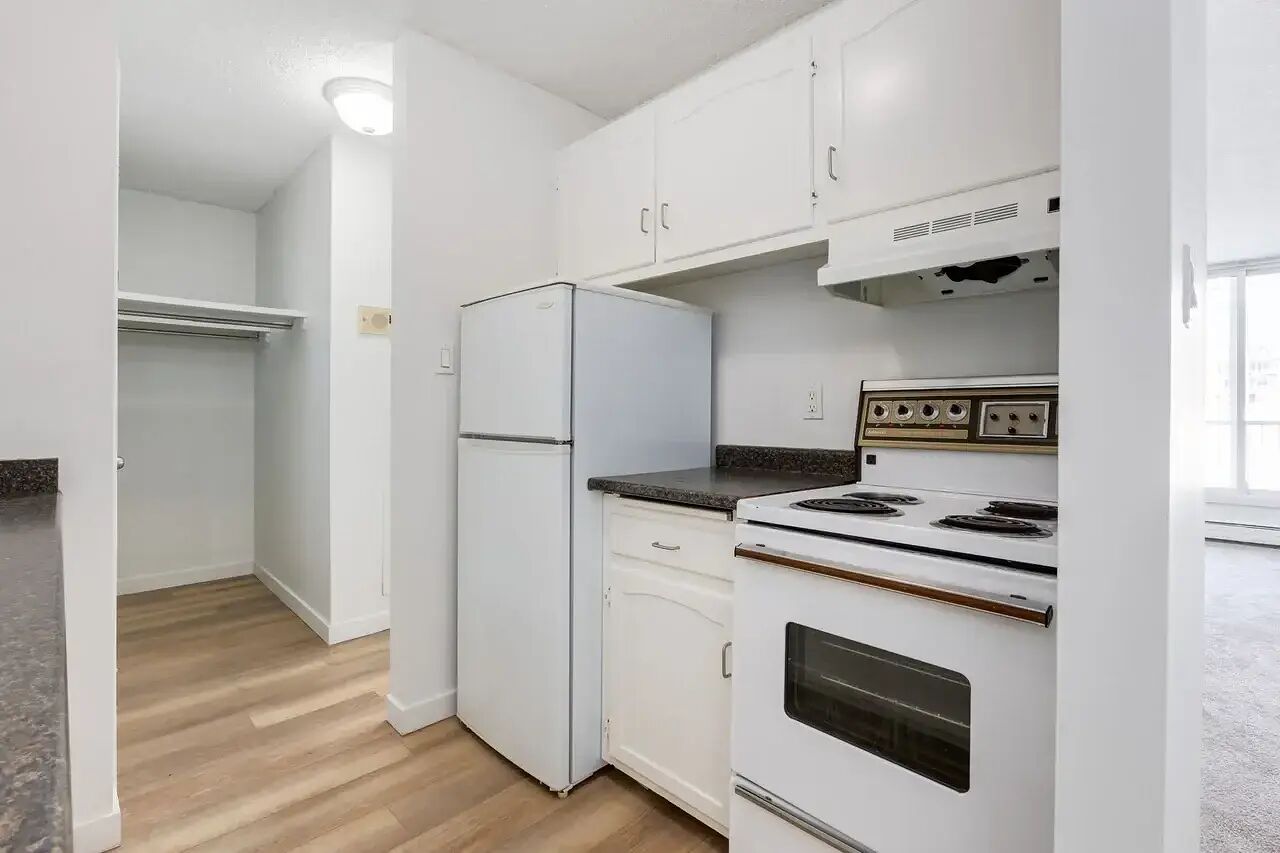Calgary 1 bedrooms Apartment for rent. Property photo: 574367-1
