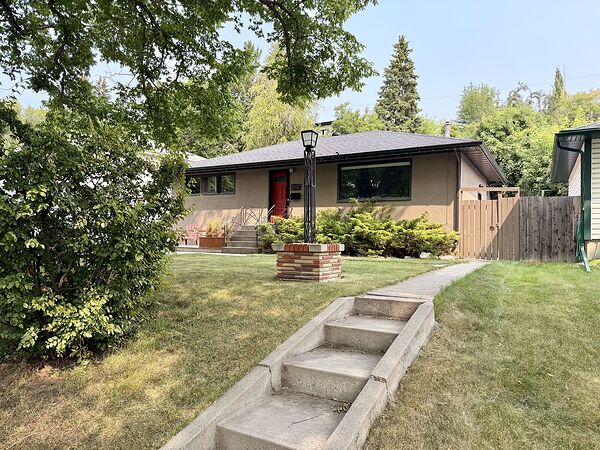 Beautiful, Bright & Newly Renovated 2 Bedroom Basement Suite in West Hillhurst