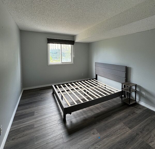 Calgary 2 bedrooms Parking Spot for rent. Property photo: 574407-2