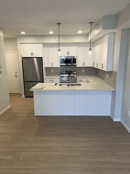 Calgary 1 bedroom Condo Unit for rent. Property photo: 574520-2