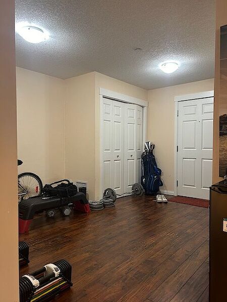 Calgary 2 bedrooms Condo Unit for rent. Property photo: 574743-2