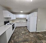 Full Townhome + Basement in Killarney | Parking Incl.