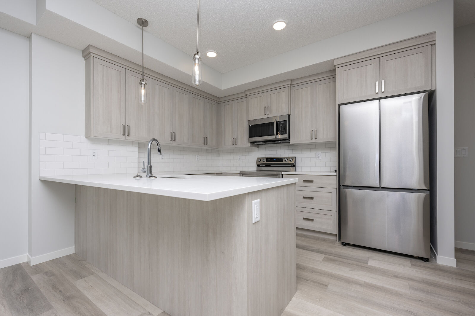 Calgary 1 bedroom Condo Unit for rent. Property photo: 575411-1
