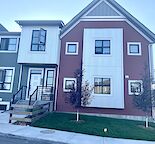 Clean & Fresh - 3 Bed, 3.5 Bath Townhouse in Walden, SE Calgary