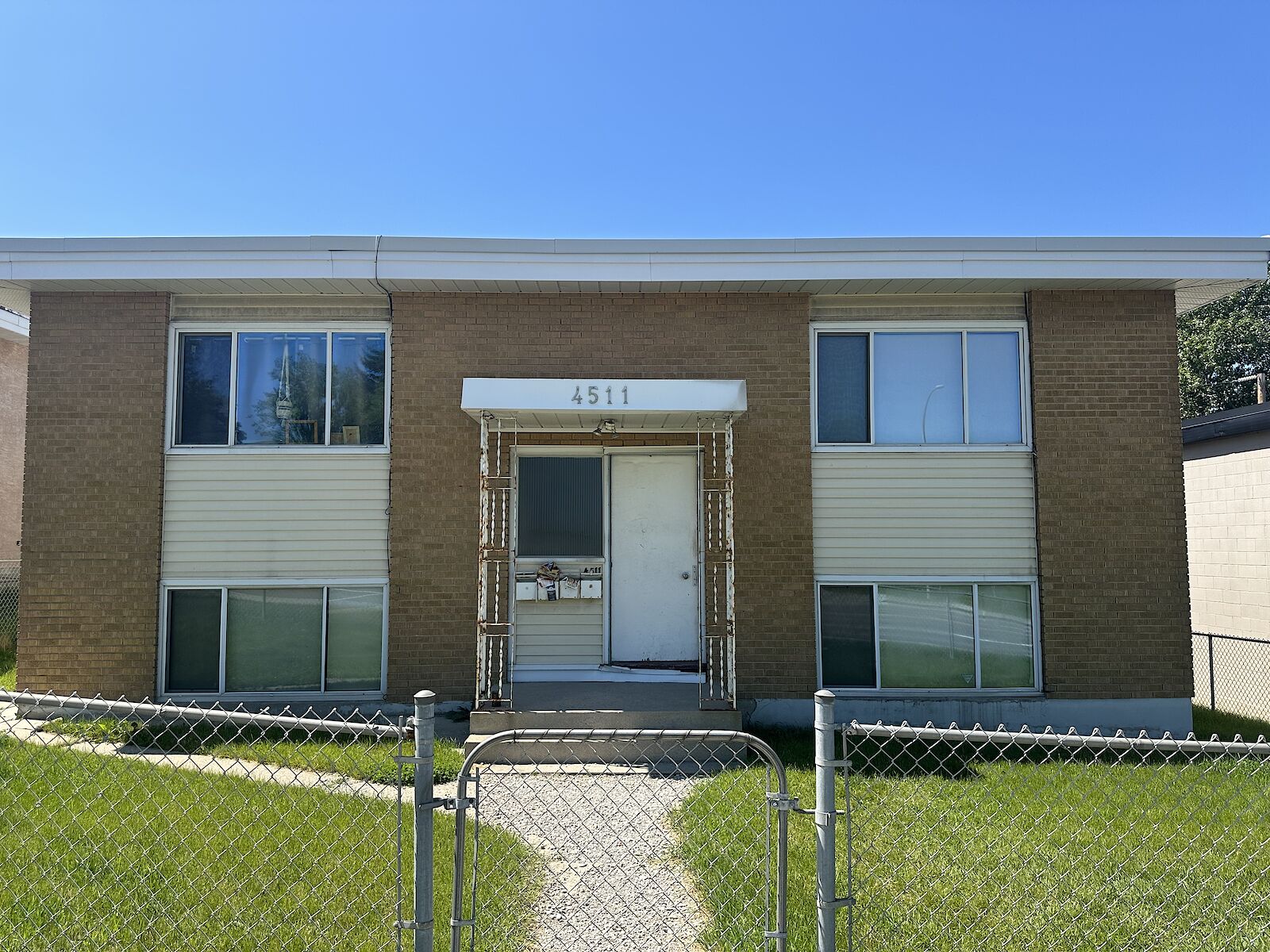 Calgary 1 bedroom Condo Unit for rent. Property photo: 575784-1