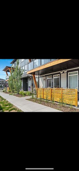 Calgary 1 bedroom Townhouse for rent. Property photo: 576003-3
