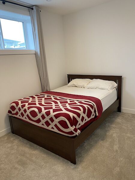Calgary 1 + Den bedrooms Basement for rent. Property photo: 576174-2