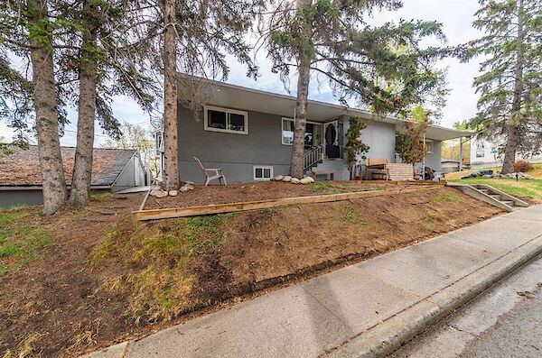 Calgary 2 bedrooms Basement for rent. Property photo: 576487-2