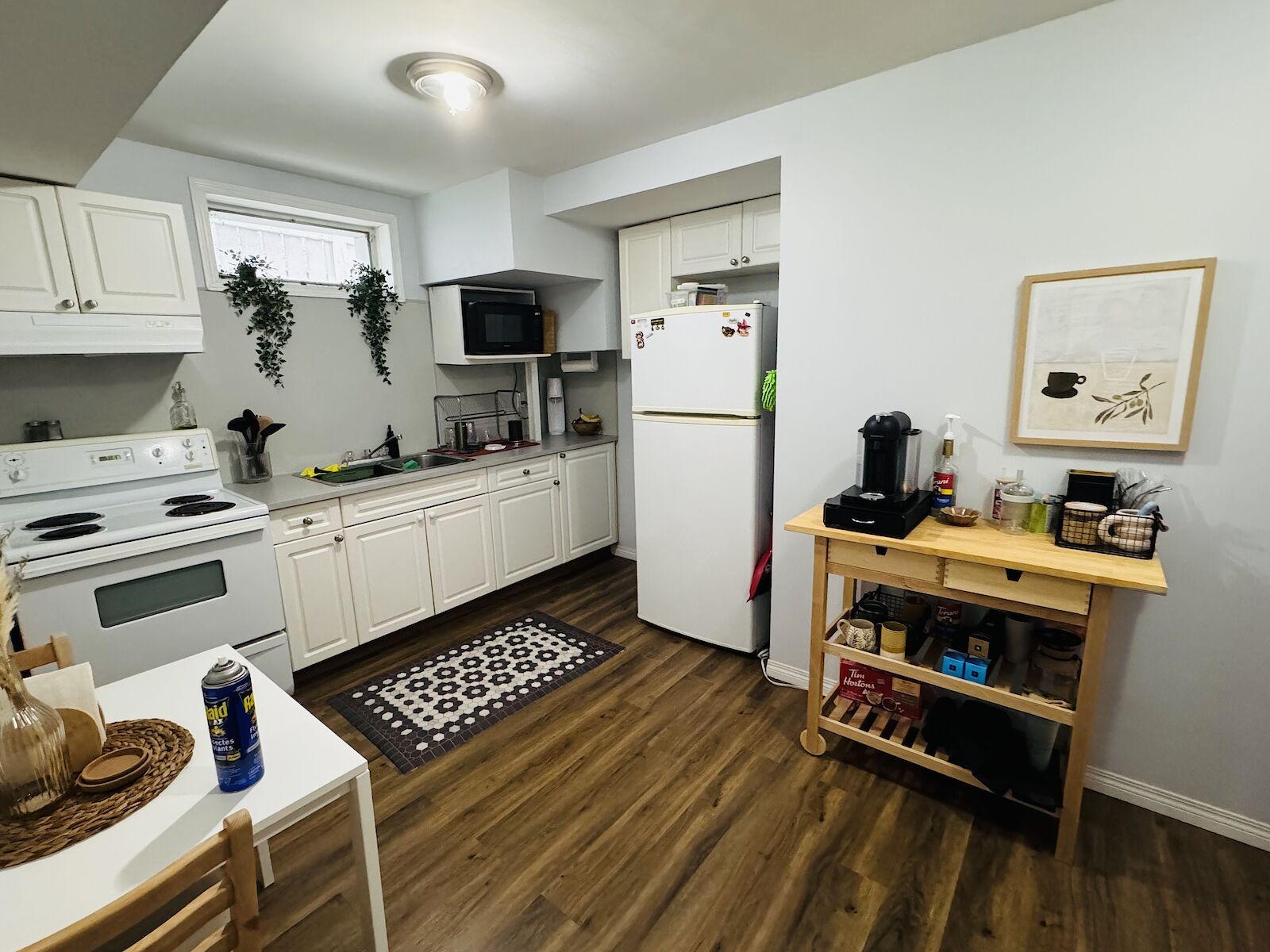 Calgary 2 bedrooms Basement for rent. Property photo: 577589-1