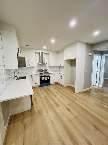 Calgary 2 + Den bedrooms Basement for rent. Property photo: 577647-3