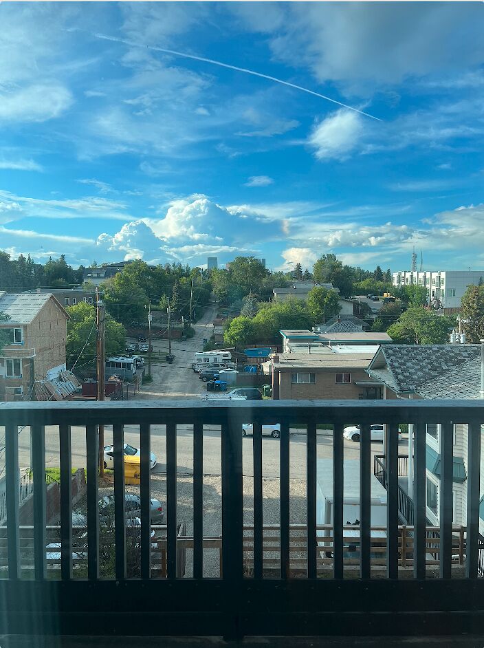 Calgary 2 bedrooms Townhouse for rent. Property photo: 578106-1