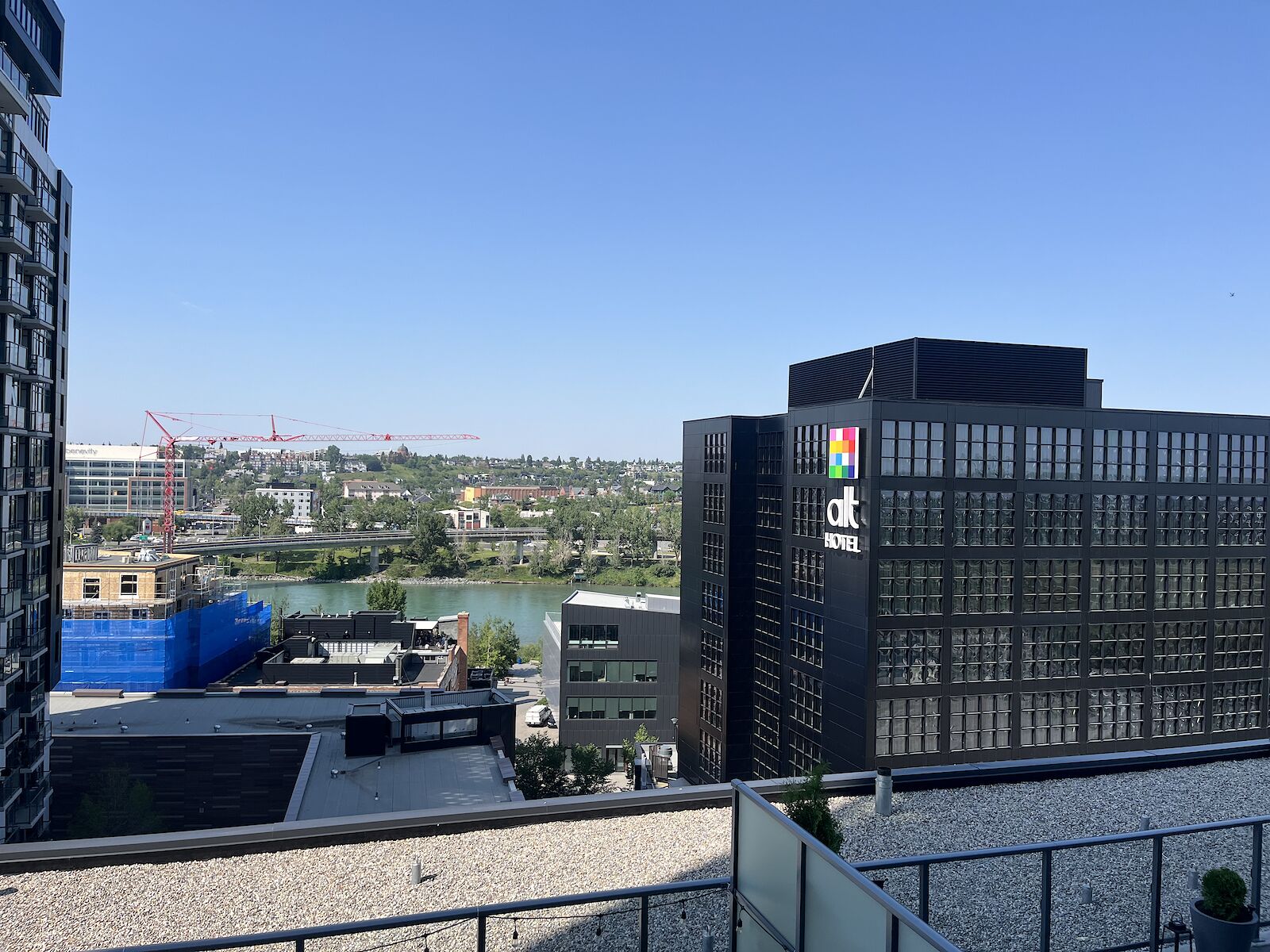 Calgary 1 bedroom Condo Unit for rent. Property photo: 578107-1