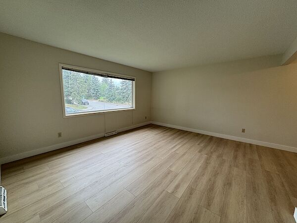 Calgary 2 bedrooms Main Floor for rent. Property photo: 578370-2