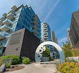 Furnished 2 Bed + 2 Bath / Fantastic Views / Waterfront Parkside