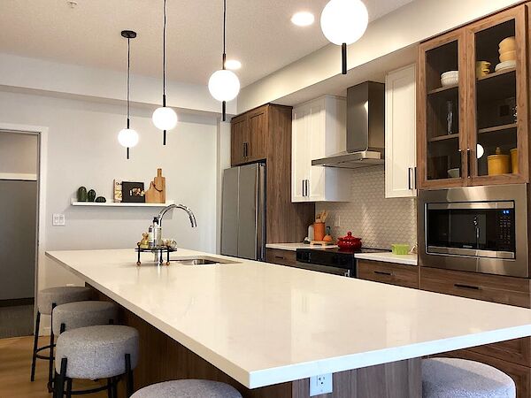 Calgary 2 bedrooms Condo Unit for rent. Property photo: 578639-2