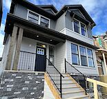 PRIVATE ENTRY+2 BDRMS BASEMENT SUITE + LIVING ROOM+1 BATHS+LAUNDRY