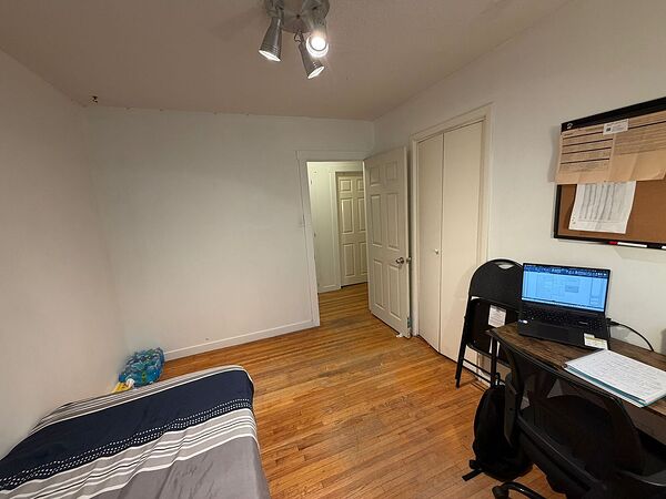Calgary 1 bedroom Room For Rent for rent. Property photo: 578687-2