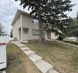 3 bedroom townhouse close to schools and park